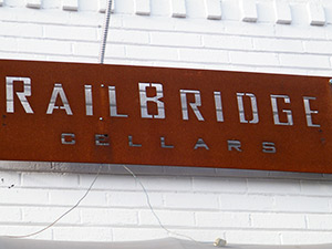 Rail Bridge Cellars Logo